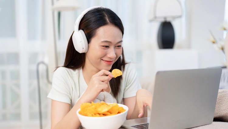 Young Asian girl at home