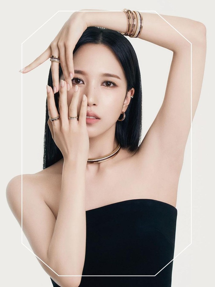 Mina TWICE untuk Boucheron