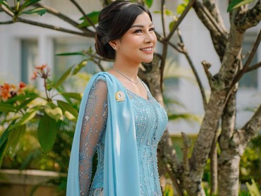 img-title Banjir Kritik, Begini Penampilan Nisya Ahmad Saat Diundang Kemenpora Makan Siang