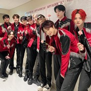10 Potret Member TREASURE dalam Pemotretan Bersama GQ Korea, Ganteng Maksimal!