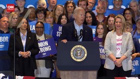 VIDEO: Kamala Harris Ajak Biden di Kampanye Akhir Jelang Pilpres AS