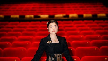 img-title Intip 6 Potret Amanda Rigby yang Kena Gosip Pacaran dengan Andre Taulany