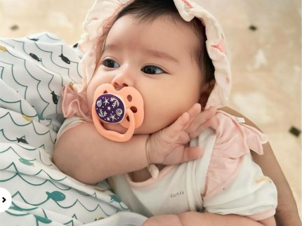 5 Potret Menggemaskan Gabriella Anak Denny Sumargo dan Olivia Allan, Cantik Mirip Ibunda