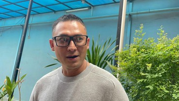 Indra Bruggman Cerita Kejadian Tak Terduga Saat Iktikaf di Masjid