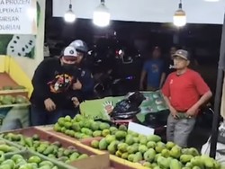Ormas Keroyok Pedagang Buah di Jakbar, Polisi Buru Pelaku