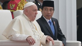 Paus di Istana: Kekerasan Timbul karena Kekuasaan Paksa Penyeragaman
