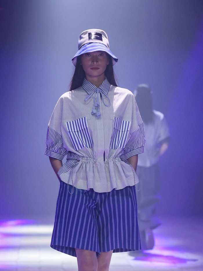 Hasilnya, sebanyak 45 looks ditampilkan. Koleksi Elevation terdiri dari 30 looks menswear dan 15 looks womenswear/ Foto: Dok. Plaza Indonesia Men's Fashion Week