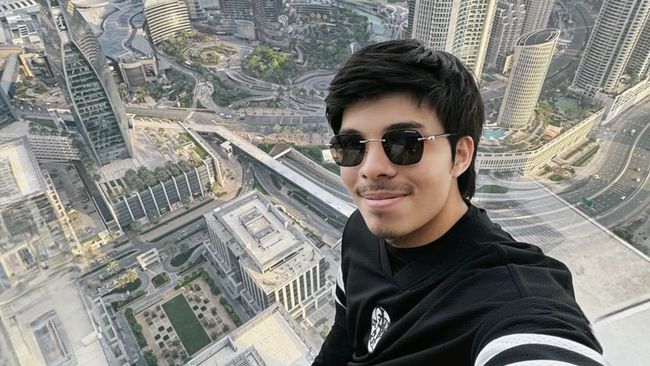 Atta Halilintar meminta maaf setelah salah satu orang yang diduga bodyguard mengancam menculik wartawan yang bertugas.