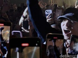 Konser Eaj WTRSFMJKT Pelepas Stres di Weekday yang Hectic
