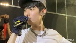 Komentar eaJ Ngaku Member DAY6 yang Kurang Populer Jadi Sorotan