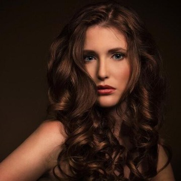 5 Inspirasi Gaya Rambut yang Menawan untuk Perempuan dengan Wajah Kotak