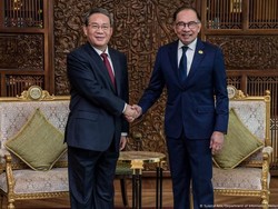 Malaysia Cari Jalan Tengah di antara Persaingan AS-China di Asia