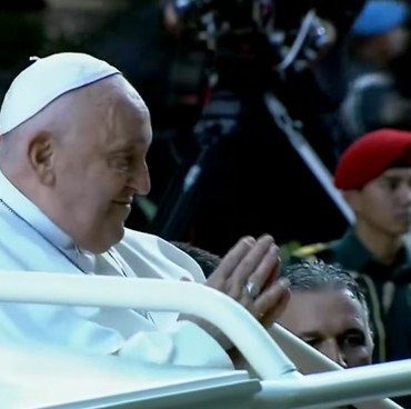 Kondisi Terbaru Paus Fransiskus yang Kritis karena Pneumonia