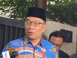 PKS Bela Ridwan Kamil Diteriaki: Belum Ketemu Secara Personal Saja