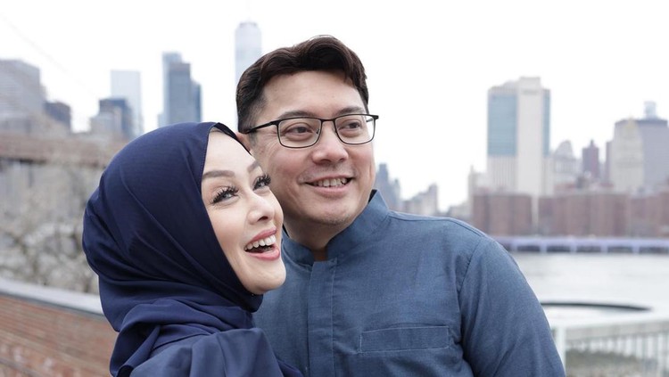Terry Putri Terry Putri