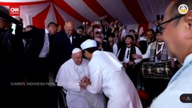 VIDEO: Tiba di Istiqlal, Paus Kunjungi Terowongan Silaturahmi