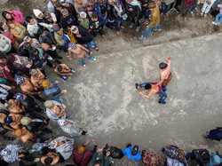 Hari Raya Karo, Tradisi Suku Tengger di Kaki Gunung Semeru