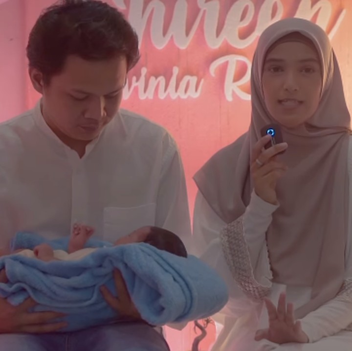 <p>"<em>MasyaAllah</em>, sehat-sehat selalu <em>baby</em> shireen," kata seorang netizen. "Semoga Shireen menjadi anak yang salihah aminnn," ujar netizen lainnya. (Foto: Instagram: @nadyamustikarahayu)</p>