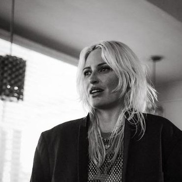 Linkin Park Punya Vokalis Baru, Ibu Chester Bennington Merasa Dikhianati