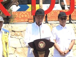 Gelontorkan Rp 2,1 T, Jokowi Resmikan Flyover hingga Jembatan di Jatim