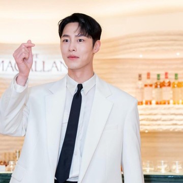 Aktor Korea Lee Jae Wook Ungkap Akan Mendaftar Wajib Militer Tahun Depan