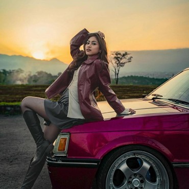 Sisca Saras Ceritakan Bagian Favorit & Menantang di MV 'Terbawa Suasana'