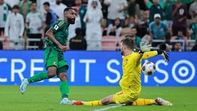 Paes Man of The Match: Gagalkan Penalti Saudi, Gocek Seperti Cruyff