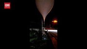 VIDEO: Korsel Kembali Dihujani 400 Balon Isi Sampah Kiriman Korut