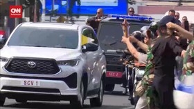 VIDEO: Momen Warga Melepas Kepergian Paus Fransiskus ke PNG