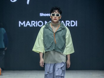 https://cdn.insertlive.com/images/placeholder/default_169.jpg