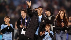FOTO: Laga Terakhir Luis Suarez untuk Uruguay