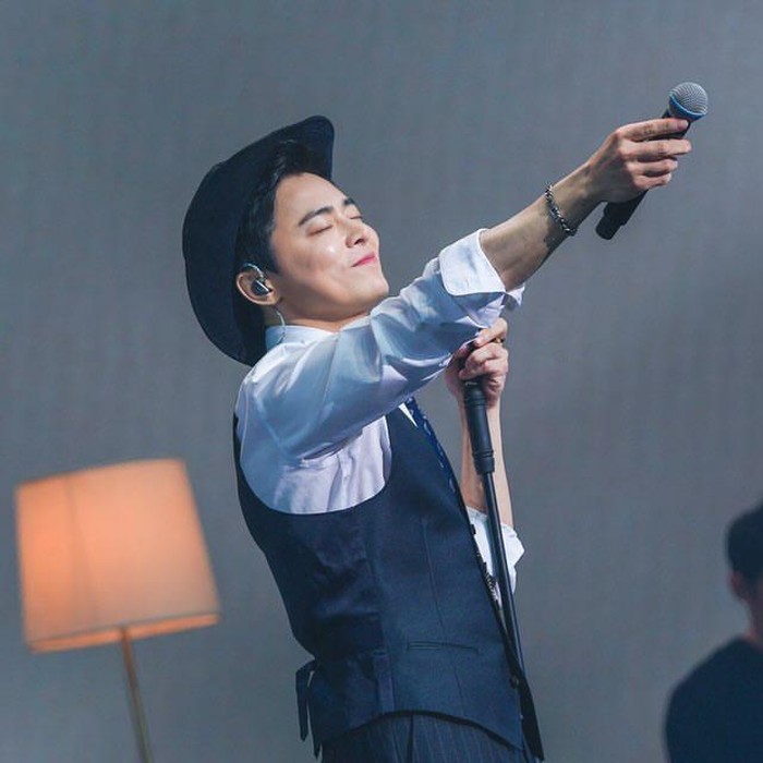 Jo Jung Suk telah lama dikenal sebagai aktor berbakat di Korea Selatan, terutama lewat perannya dalam Hospital Playlist, di mana ia juga menunjukkan kemampuannya sebagai penyanyi.(Foto/Instagram/Jament_official)