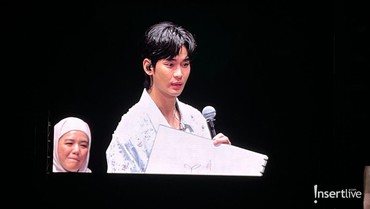 img-title Reaksi Kim Soo Hyun Saat Fans Teriak Nama Kim Ji Won di Fan Meeting