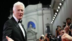 Richard Gere Ledek Adegannya dengan Julia Roberts di Pretty Woman