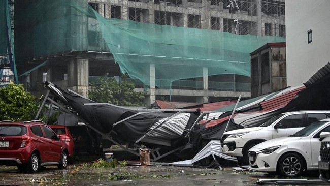 Media pemerintah Vietnam mengatakan sedikitnya 14 orang tewas dan 176 lainnya cedera setelah Topan Super Yagi menghantam wilayah utara negara itu.