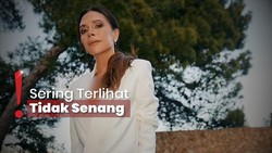 Bertahun-tahun Pasang Wajah Jutek, Victoria Beckham Ternyata...