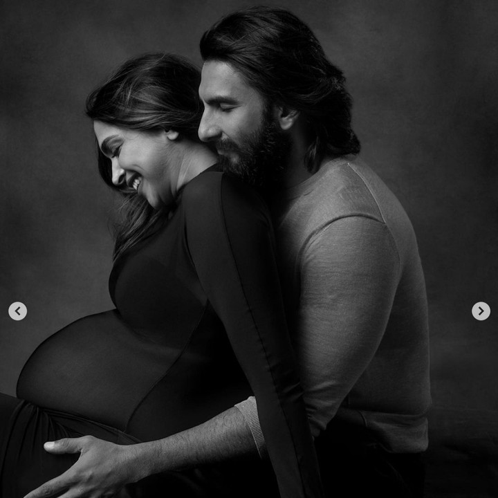 <p>Deepika Padukone membagikan foto-foto maternity bersama suaminya Ranveer. Deepika memilih konsep hitam putih saat melakukan maternity shoot. Deepika Padukone dan Ranveer tampak bahagia seakan tak sabar menyambut anak pertama mereka. Foto: Dok. Instagram deepikapadukone</p>