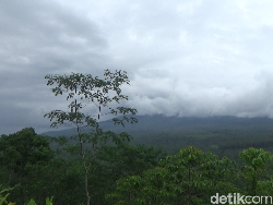 Status Waspada, Gunung Semeru Erupsi Pagi Ini