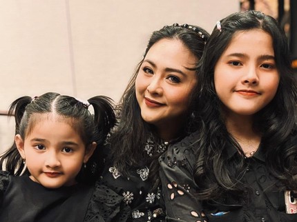 Menuju Remaja, 5 Potret Anak Pertama Audy Item & Iko Uwais yang Semakin Cantik