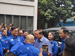 SBY Hadiri Perayaan HUT Partai Demokrat, Disambut AHY