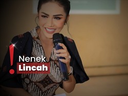 Kris Dayanti Pamer Lagi Wushu, Aurel Hermansyah Langsung Komentar