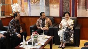 TAP MPRS 33/1967 Resmi Dicabut, Soekarno Tak Terbukti Lindungi PKI