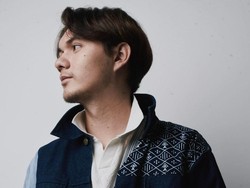 Lirik Lagu Tunggu Apa Lagi - Nyoman Paul