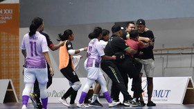 FOTO: Noda Ricuh di Futsal Putri PON 2024