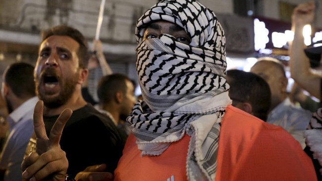 Militer Kerajaan Yordania kembali tembak jatuh rudal-rudal Iran menuju Israel yang melewati negara itu pada Selasa (1/10) malam waktu setempat.