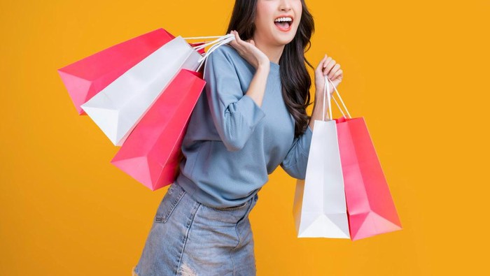 img-title Tak Melulu Berdampak Negatif, Sering Belanja Juga Bermanfaat Bagi Kesehatan! Ini Penjelasannya