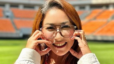 Shinta Syamsul Arief Lepas Imej Pembawa Berita, Kini Ceritakan Serba-serbi Urus Stadion Bola