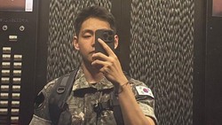 Naik Pangkat Jadi Sersan, V BTS Langsung Jadi Trending