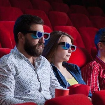 8 Hal yang Dilarang saat Nonton di Bioskop, Ada yang Bisa Membuatmu Dipidana!