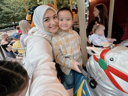 5 Potret Athar Anak Semata Wayang Citra Kirana yang Tampan
